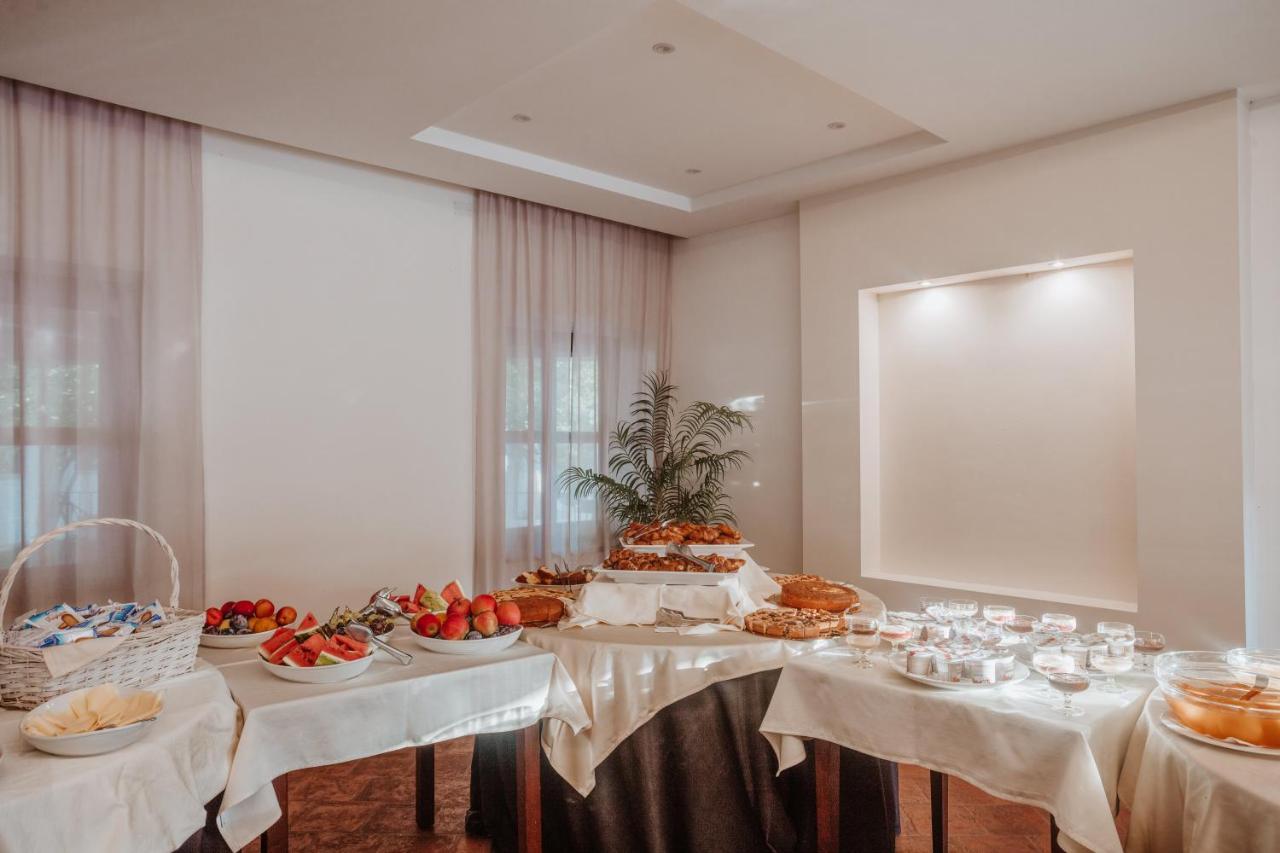 Resort Fior Di Sardegna Posada  Exterior photo